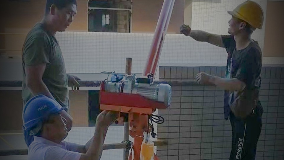 工程門窗幕墻滲水怎么處理？來看看樓上樓門窗的小技巧