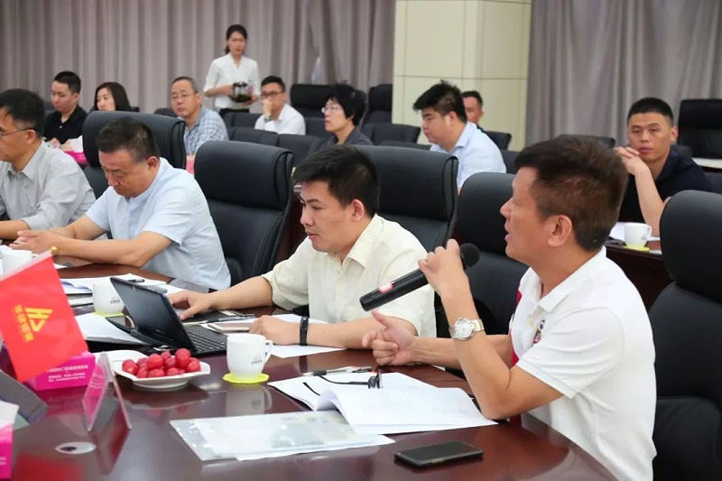 國家標(biāo)準(zhǔn)《系統(tǒng)門窗通用技術(shù)條件》編制組-樓上樓董事長(zhǎng)發(fā)言