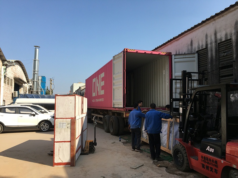 私家別墅豪宅定制的高端鋁合金門窗即將被送出國！