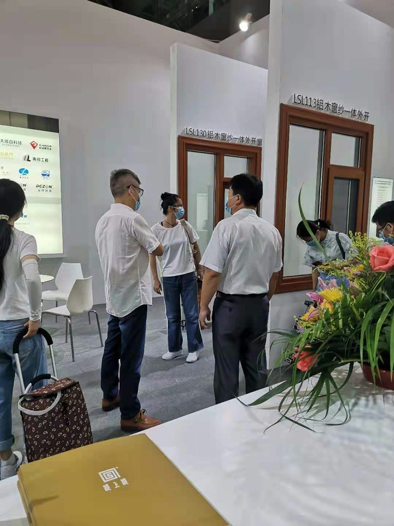 2021廣州建博會 | 樓上樓健康鋁木系統(tǒng)門窗精彩回顧！