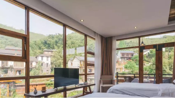 佛山高端鋁木系統(tǒng)門窗哪家門窗定制廠家的好？