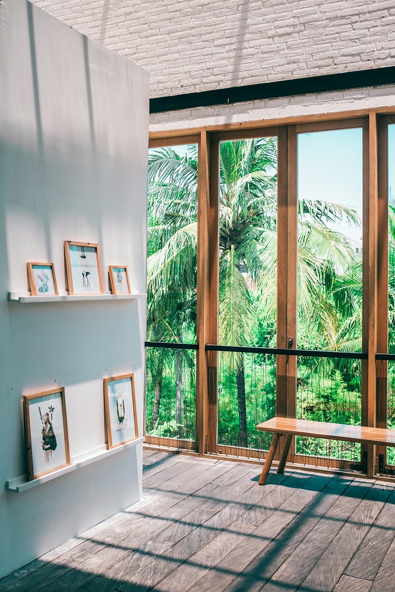 健康鋁木平開門窗的價(jià)格是多少呢？健康鋁木門窗的料型和細(xì)節(jié)，干貨！