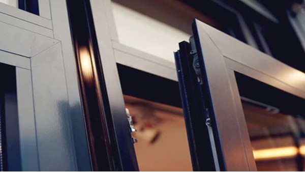 樓上樓工程門窗為什么會比普通門窗廠家性價(jià)比高？大有學(xué)問