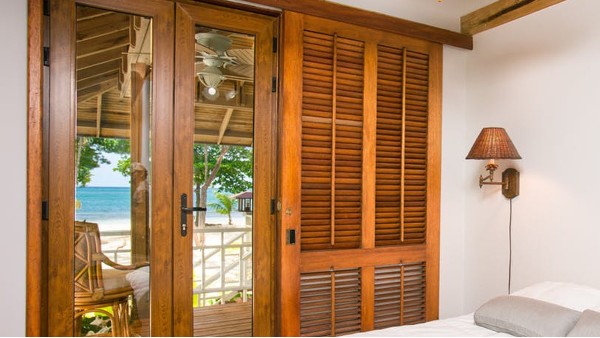 鋁合金門窗多少錢一平米？樓上樓門窗告訴你別再被忽悠！